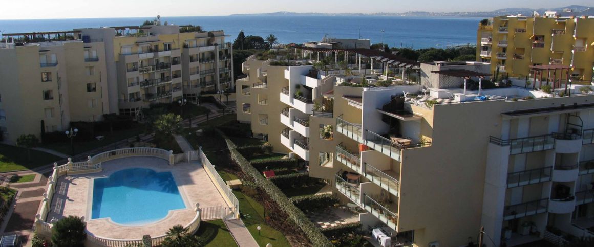 RESIDENCE DU LIDO - SUPERBE 3 PIECES . BAIL MEUBLE A L' - Photo 1