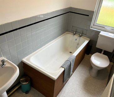 1 bedroom semi-detached house to rent - Photo 4