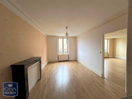 Location Appartement 4 pièces 90m² BOURGANEUF 23400 - Photo 3