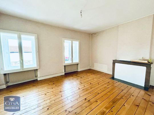 Location Appartement 3 pièces 77m² BOURG EN BRESSE 01000 - Photo 1