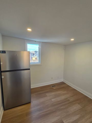 For Lease - 76 Lakeshore Road Unit# 78B, Mississauga, Ontario - Photo 4