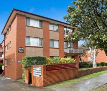 Spacious & Bright 1- Bedroom Unit - Photo 3