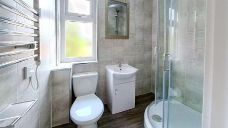 5 bedroom house to rent - Photo 2