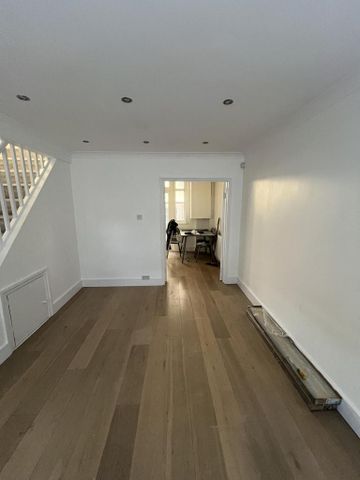 2 bedroom terraced house to rent - Photo 4