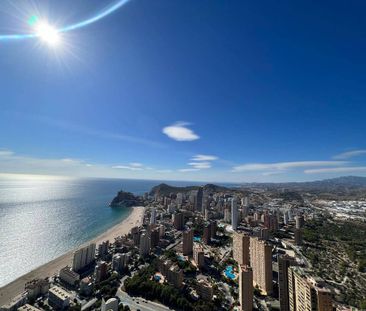 2 room luxury Apartment for rent in Benidorm, Valencia - Photo 4