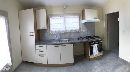 PACE, rue de louzillais, maison de type 5 dans longère rénovée en 2019, 120m², comprenant: - ... - Photo 4