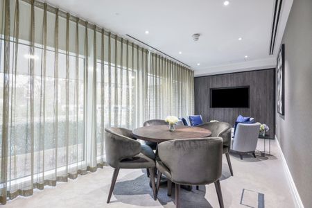 Queenshurst Square, Kingston Upon Thames, Surrey, KT2 - Photo 2