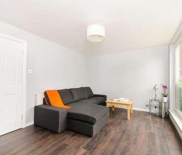 Caistor Road, Clapham South, SW12 - Photo 3