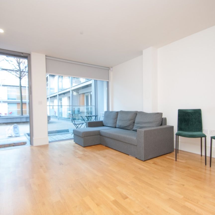 1 Bed Flat, Highbury Stadium Square, N5 - Photo 1