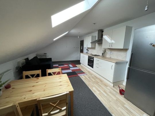 Mansfield Road, Sutton-in-Ashfield, ng17, Property for rent - Photo 1