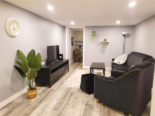 For Lease - 6 NORTHWOOD Drive Unit# Basement, St. Catharines, Ontario - Photo 1