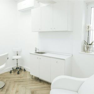 Property to rent - Photo 3
