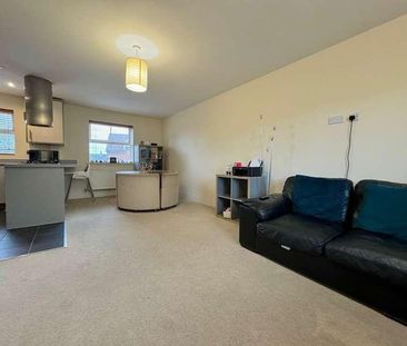 Benjamin Lane, Slough, Berks, SL3 - Photo 4