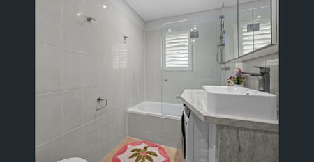 Stylish Furnished One-Bedroom in Prime Rose Bay Location - Photo 4