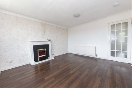 2 Bed Maisonette, Porlock Drive, LU2 - Photo 2