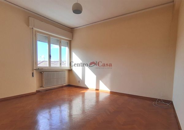 Appartamento con 3 camere,ascensore e garage!