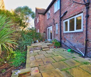 3 bedroom semi-detached house to rent - Photo 4