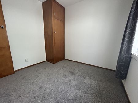 Newly Renovated Richmond Unit. - Photo 2