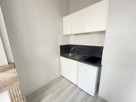 Location appartement 1 pièce 20.67 m² à Lille (59000) - Photo 2