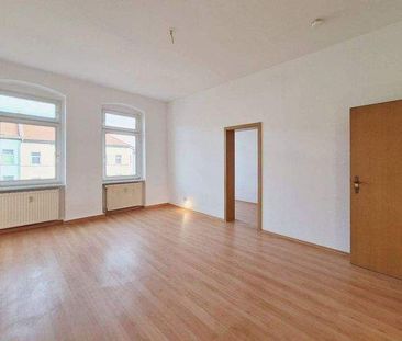 Kompaktes Raumwunder: Charmante, sanierte 3-Raum-Wohnung in Toplage - Photo 1