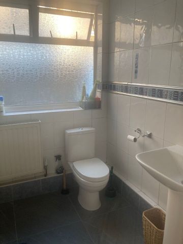 Room in a Shared House, Cambridge Road, E11 - Photo 5