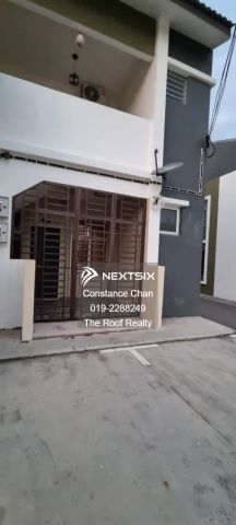 Bandar Putra Kulai Townhouse Ground Floor For Rent - Photo 2