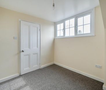 3 bedroom apartment to rent - Photo 1