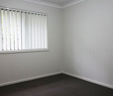 Exclusive Living in Mulgoa Rise - Photo 4