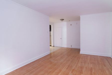 5552 Snowdon Street - Photo 3