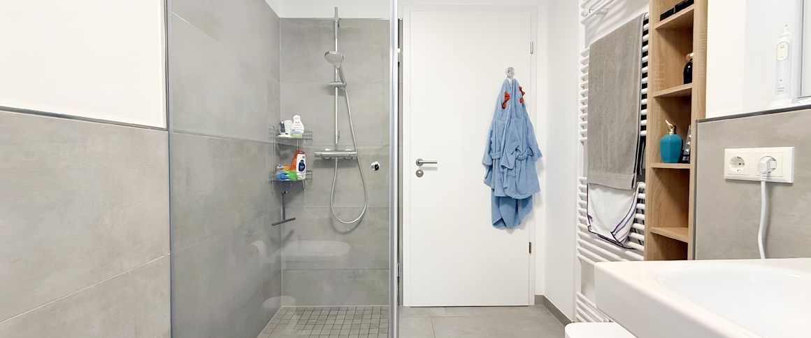 HOCHWERTIGE 3-ZIMMERWOHNUNG IN KREFELD-HÜLS ZU MIETEN! - Photo 1