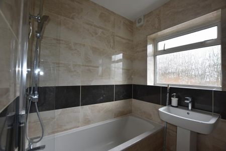 2 bedroom maisonette to rent - Photo 3