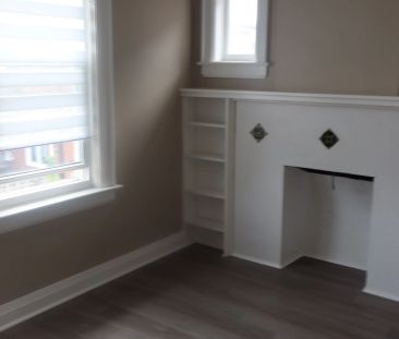 207 Oakwood Avenue - Photo 2