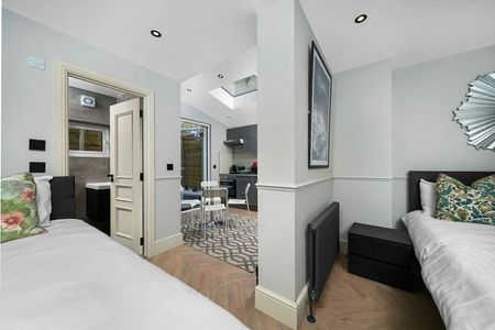 Regents Bridge Gardens - Photo 5