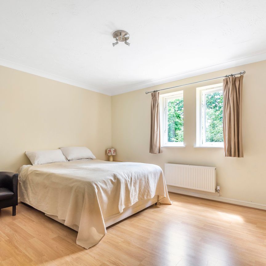 Coverdale Road, . - Photo 1