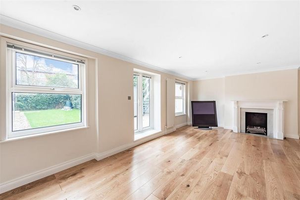 3 bedroom flat to rent - Photo 1