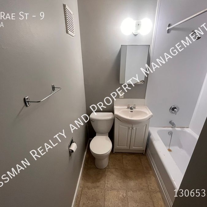 1 Bed, 1 Bath APARTMENT located in South Regina - Photo 1