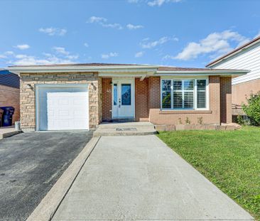 For Lease - 43 Tamarisk Drive Unit# Main, Toronto, Ontario - Photo 1