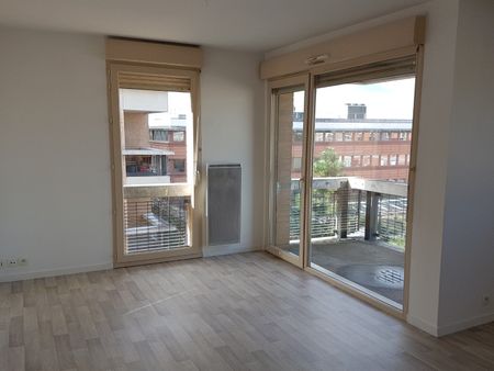 Location Appartement 2 pièces 53m² VALENCIENNES 59300 - Photo 5