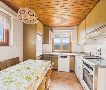 Generous 7-room single-family house with a view in Nuglar - Photo 1