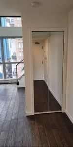 Renovated View LOFT for rent - Photo 3