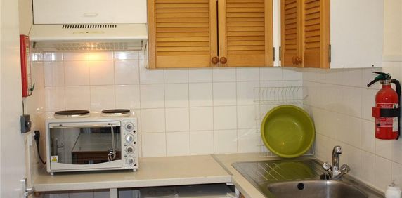 Studio to rent - Photo 2