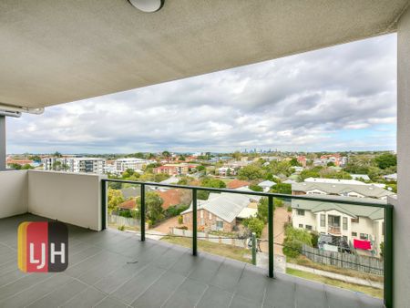 AIR CONDITIONED 2 BEDROOM UNIT WITH LIFT ACCESS - Photo 5