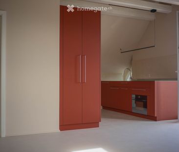 Exceptional Attic Apartment in Thalwil with 180° Views of Lake Zuri... - Photo 1