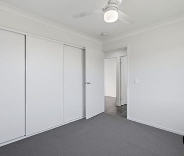 Brand New Family Home on a Corner Block in White Rock - Photo 3