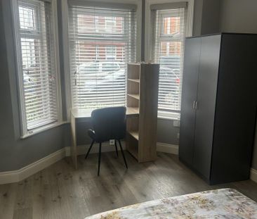 1 bedroom in a house share to rent - Photo 6