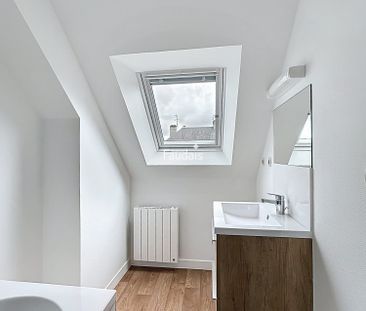 Location Appartement 3 pièces 52m² ST LO 50000 - Photo 2