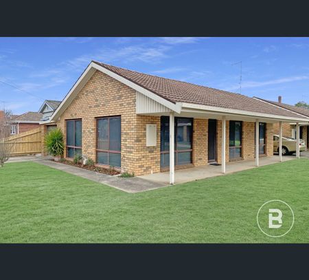 1/915 Armstrong Street North, Ballarat North, Vic 3350 - Photo 3