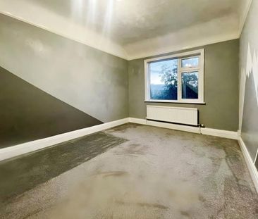 4 bedroom semi-detached house to rent - Photo 6