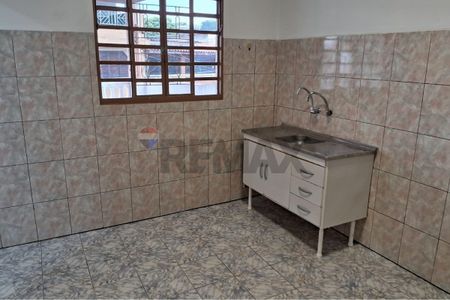 Casa com 1 dormitório e varanda coberta na Vila Hebe - Photo 5