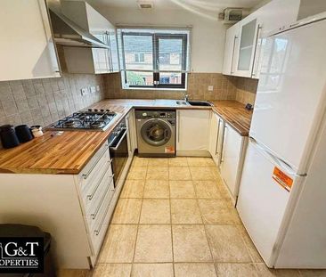 Surrey Drive, Kingswinford, DY6 - Photo 6